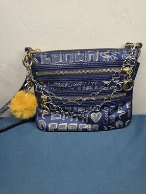 Coach Poppy Graffiti Crossbody/ Double Zipper Navy And Gold